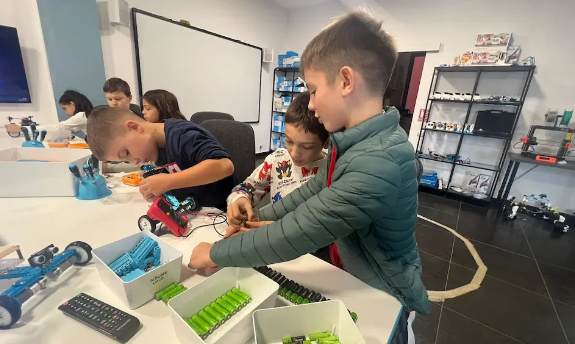 Robotică de la vârste fragede – Ce spun studiile?